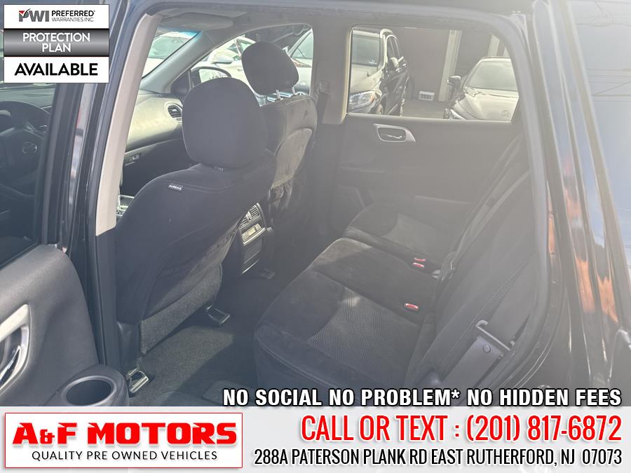 2016 Nissan Pathfinder 4WD 4dr SV, available for sale in East Rutherford, New Jersey | A&F Motors LLC. East Rutherford, New Jersey 2016 Nissan Pathfinder 4WD 4dr SV, available for sale in East Rutherford, New Jersey | A&F Motors LLC. East Rutherford, New Jersey