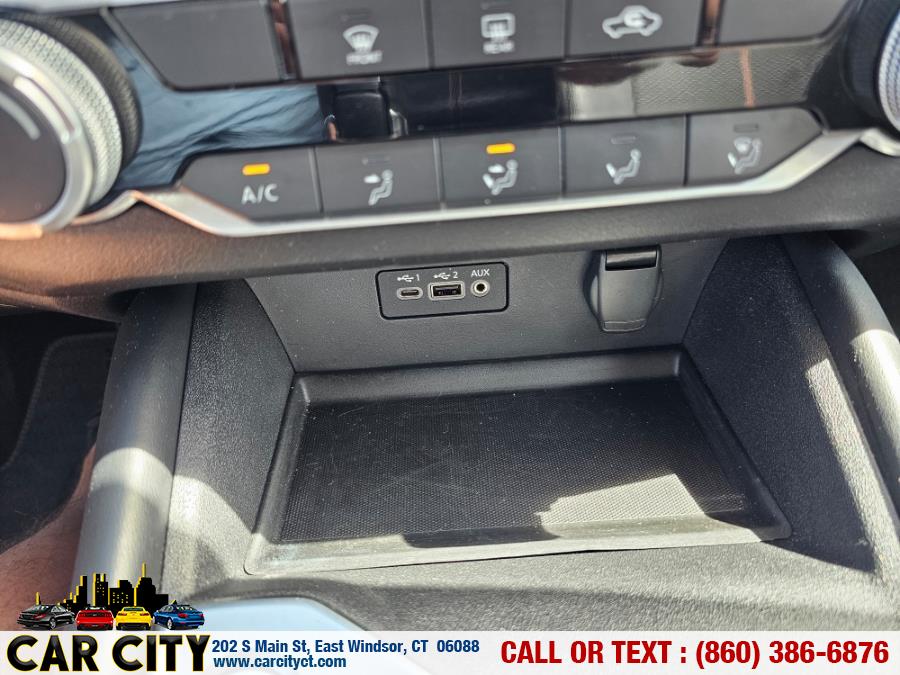 2020 Nissan Altima 2.5 SR Sedan, available for sale in East Windsor, Connecticut | Car City LLC. East Windsor, Connecticut 2020 Nissan Altima 2.5 SR Sedan, available for sale in East Windsor, Connecticut | Car City LLC. East Windsor, Connecticut