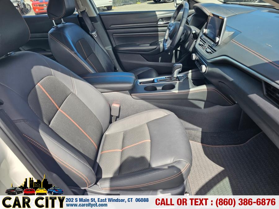 2020 Nissan Altima 2.5 SR Sedan, available for sale in East Windsor, Connecticut | Car City LLC. East Windsor, Connecticut 2020 Nissan Altima 2.5 SR Sedan, available for sale in East Windsor, Connecticut | Car City LLC. East Windsor, Connecticut