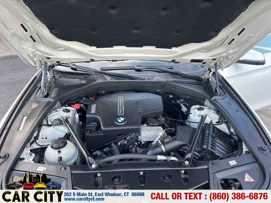 2014 BMW 5 Series 4dr Sdn 528i xDrive AWD, available for sale in East Windsor, Connecticut | Car City LLC. East Windsor, Connecticut 2014 BMW 5 Series 4dr Sdn 528i xDrive AWD, available for sale in East Windsor, Connecticut | Car City LLC. East Windsor, Connecticut