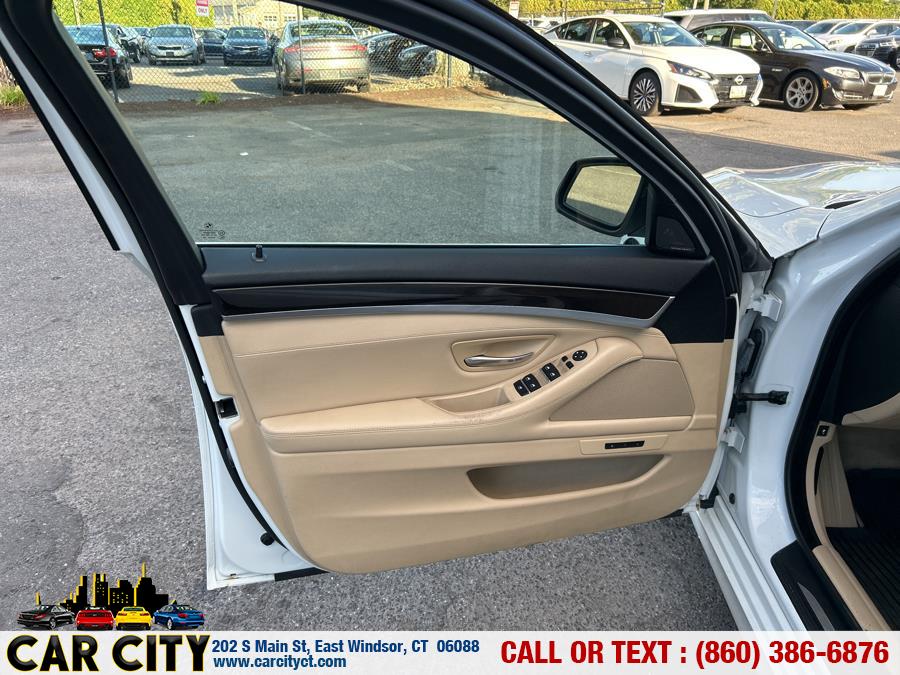 2014 BMW 5 Series 4dr Sdn 528i xDrive AWD, available for sale in East Windsor, Connecticut | Car City LLC. East Windsor, Connecticut 2014 BMW 5 Series 4dr Sdn 528i xDrive AWD, available for sale in East Windsor, Connecticut | Car City LLC. East Windsor, Connecticut