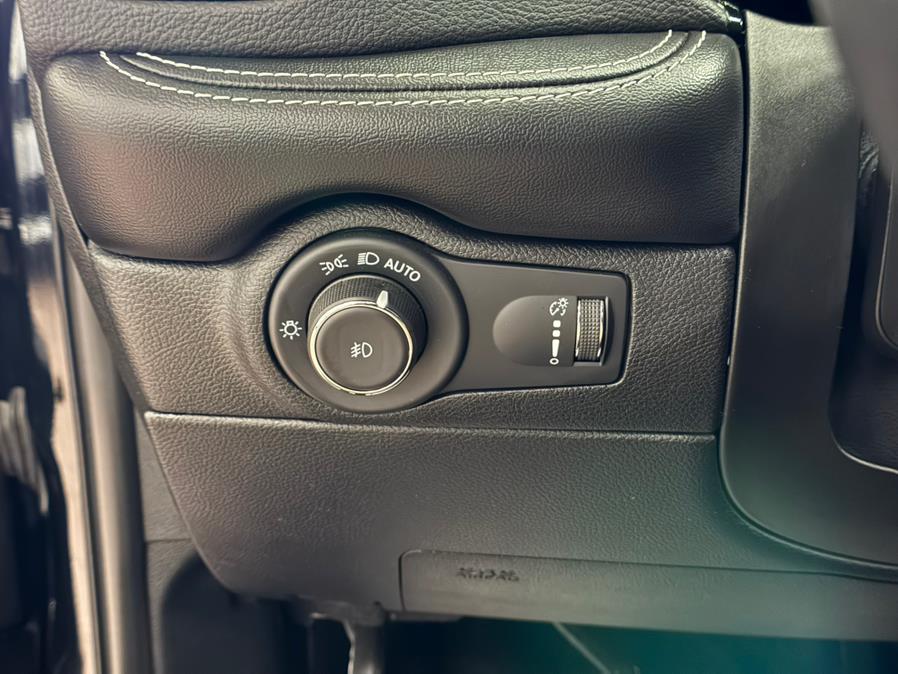 2022 Dodge Durango SRT 392 AWD, available for sale in Massapequa Park, New York | Power Motors East. Massapequa Park, New York 2022 Dodge Durango SRT 392 AWD, available for sale in Massapequa Park, New York | Power Motors East. Massapequa Park, New York