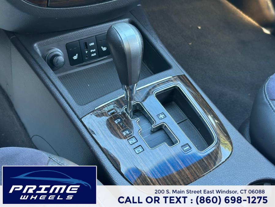 2010 Hyundai Santa Fe AWD 4dr V6 Auto SE, available for sale in East Windsor, Connecticut | Prime Wheels. East Windsor, Connecticut 2010 Hyundai Santa Fe AWD 4dr V6 Auto SE, available for sale in East Windsor, Connecticut | Prime Wheels. East Windsor, Connecticut