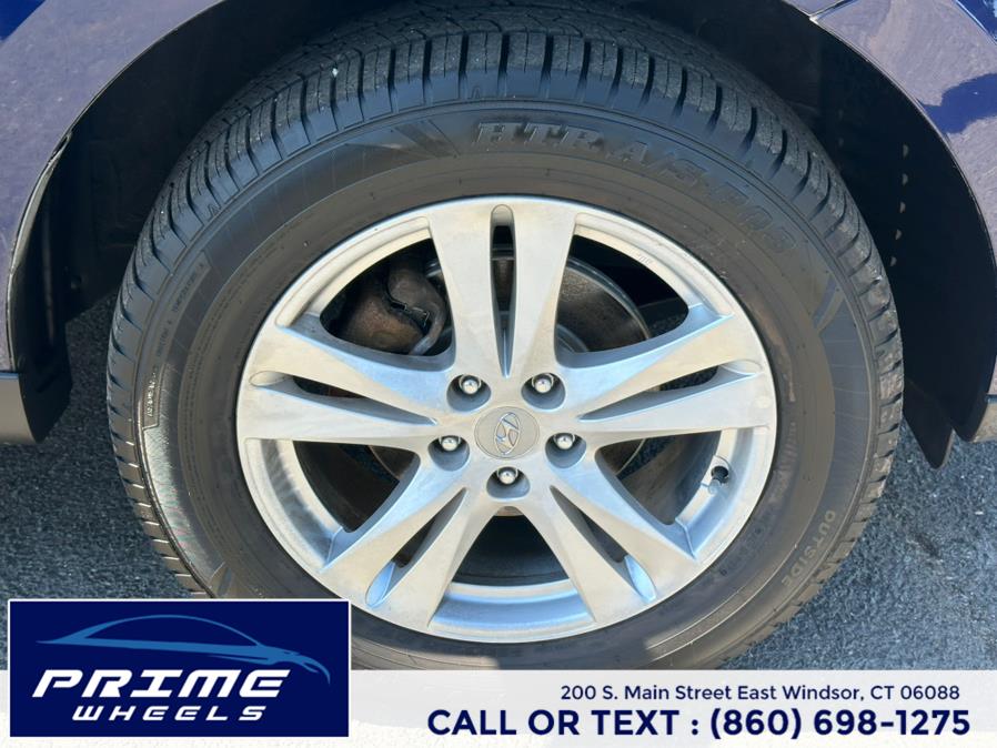 2010 Hyundai Santa Fe AWD 4dr V6 Auto SE, available for sale in East Windsor, Connecticut | Prime Wheels. East Windsor, Connecticut 2010 Hyundai Santa Fe AWD 4dr V6 Auto SE, available for sale in East Windsor, Connecticut | Prime Wheels. East Windsor, Connecticut