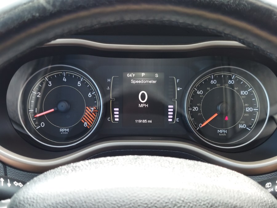 2015 Jeep Cherokee 4WD 4dr Latitude, available for sale in East Windsor, Connecticut | United Auto Sales of E Windsor, Inc. East Windsor, Connecticut 2015 Jeep Cherokee 4WD 4dr Latitude, available for sale in East Windsor, Connecticut | United Auto Sales of E Windsor, Inc. East Windsor, Connecticut