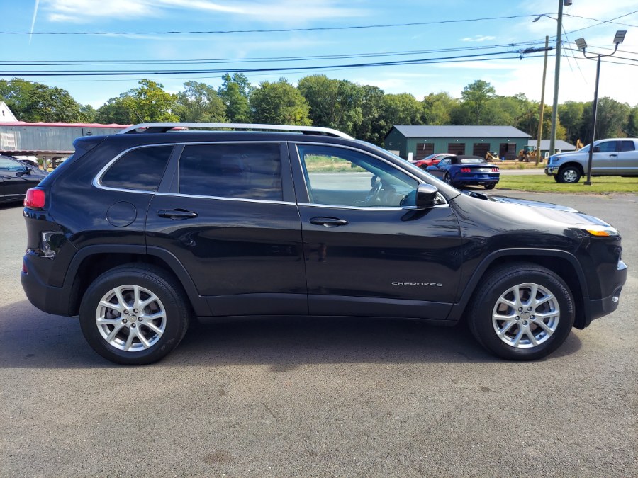 2015 Jeep Cherokee 4WD 4dr Latitude, available for sale in East Windsor, Connecticut | United Auto Sales of E Windsor, Inc. East Windsor, Connecticut 2015 Jeep Cherokee 4WD 4dr Latitude, available for sale in East Windsor, Connecticut | United Auto Sales of E Windsor, Inc. East Windsor, Connecticut