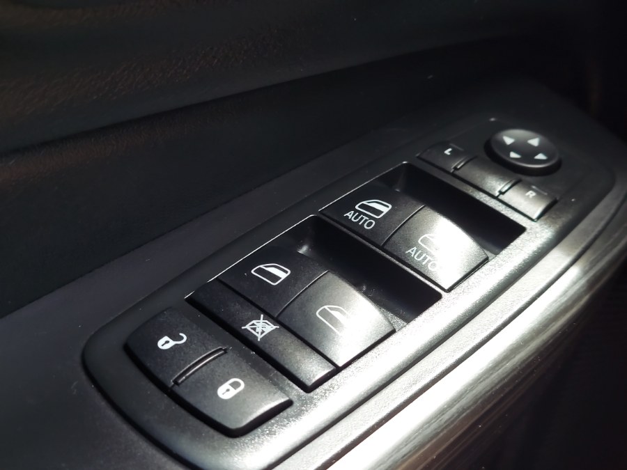2015 Jeep Cherokee 4WD 4dr Latitude, available for sale in East Windsor, Connecticut | United Auto Sales of E Windsor, Inc. East Windsor, Connecticut 2015 Jeep Cherokee 4WD 4dr Latitude, available for sale in East Windsor, Connecticut | United Auto Sales of E Windsor, Inc. East Windsor, Connecticut