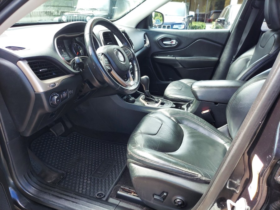 2015 Jeep Cherokee 4WD 4dr Latitude, available for sale in East Windsor, Connecticut | United Auto Sales of E Windsor, Inc. East Windsor, Connecticut 2015 Jeep Cherokee 4WD 4dr Latitude, available for sale in East Windsor, Connecticut | United Auto Sales of E Windsor, Inc. East Windsor, Connecticut