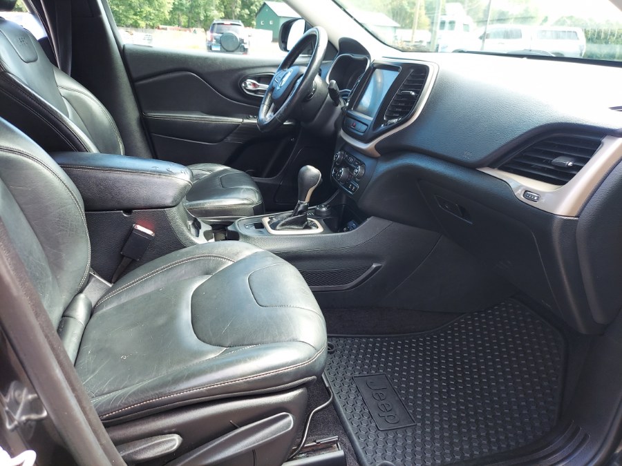 2015 Jeep Cherokee 4WD 4dr Latitude, available for sale in East Windsor, Connecticut | United Auto Sales of E Windsor, Inc. East Windsor, Connecticut 2015 Jeep Cherokee 4WD 4dr Latitude, available for sale in East Windsor, Connecticut | United Auto Sales of E Windsor, Inc. East Windsor, Connecticut