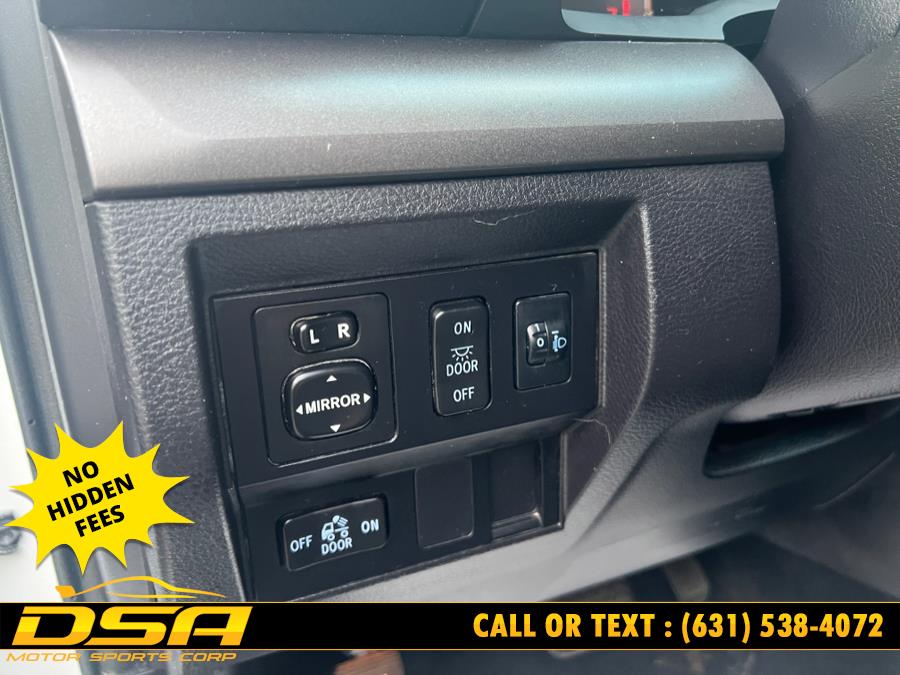 2015 Toyota Tundra 4WD Truck Double Cab 4.6L V8 6-Spd AT SR5 (Natl), available for sale in Commack, New York | DSA Motor Sports Corp. Commack, New York 2015 Toyota Tundra 4WD Truck Double Cab 4.6L V8 6-Spd AT SR5 (Natl), available for sale in Commack, New York | DSA Motor Sports Corp. Commack, New York