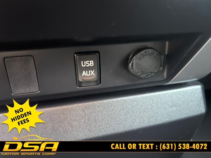 2015 Toyota Tundra 4WD Truck Double Cab 4.6L V8 6-Spd AT SR5 (Natl), available for sale in Commack, New York | DSA Motor Sports Corp. Commack, New York 2015 Toyota Tundra 4WD Truck Double Cab 4.6L V8 6-Spd AT SR5 (Natl), available for sale in Commack, New York | DSA Motor Sports Corp. Commack, New York