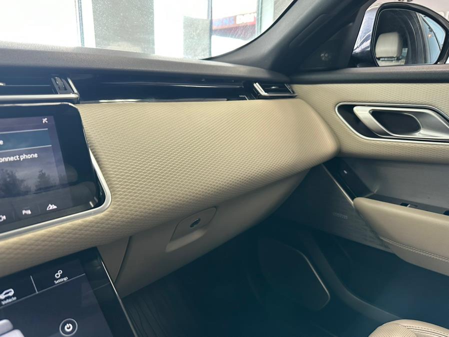 2018 Land Rover Range Rover Velar P380 R-Dynamic SE, available for sale in Inwood, New York | 5 Towns Drive. Inwood, New York 2018 Land Rover Range Rover Velar P380 R-Dynamic SE, available for sale in Inwood, New York | 5 Towns Drive. Inwood, New York