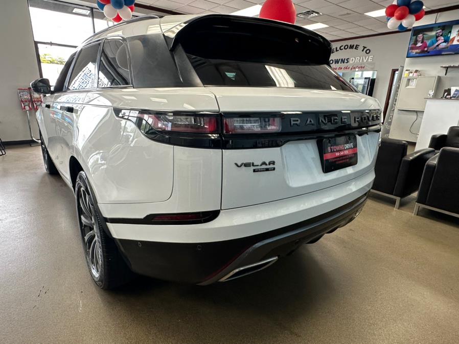 2018 Land Rover Range Rover Velar P380 R-Dynamic SE, available for sale in Inwood, New York | 5 Towns Drive. Inwood, New York 2018 Land Rover Range Rover Velar P380 R-Dynamic SE, available for sale in Inwood, New York | 5 Towns Drive. Inwood, New York