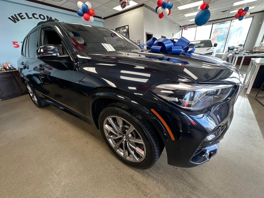 2021 BMW X5 M/Sport xDrive40i Sports Activity Vehicle, available for sale in Inwood, New York | 5 Towns Drive. Inwood, New York 2021 BMW X5 M/Sport xDrive40i Sports Activity Vehicle, available for sale in Inwood, New York | 5 Towns Drive. Inwood, New York