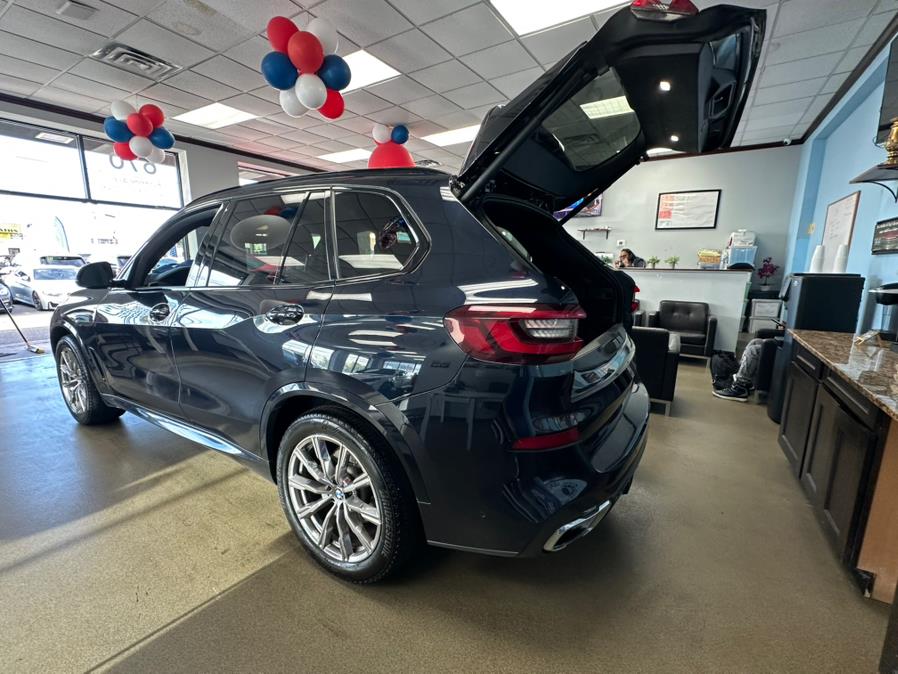 2021 BMW X5 M/Sport xDrive40i Sports Activity Vehicle, available for sale in Inwood, New York | 5 Towns Drive. Inwood, New York 2021 BMW X5 M/Sport xDrive40i Sports Activity Vehicle, available for sale in Inwood, New York | 5 Towns Drive. Inwood, New York