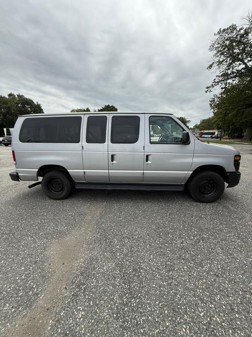 2013 Ford Econoline 10 passengers E-350 Super Duty XL, available for sale in Springfield, Massachusetts | Auto Globe LLC. Springfield, Massachusetts 2013 Ford Econoline 10 passengers E-350 Super Duty XL, available for sale in Springfield, Massachusetts | Auto Globe LLC. Springfield, Massachusetts