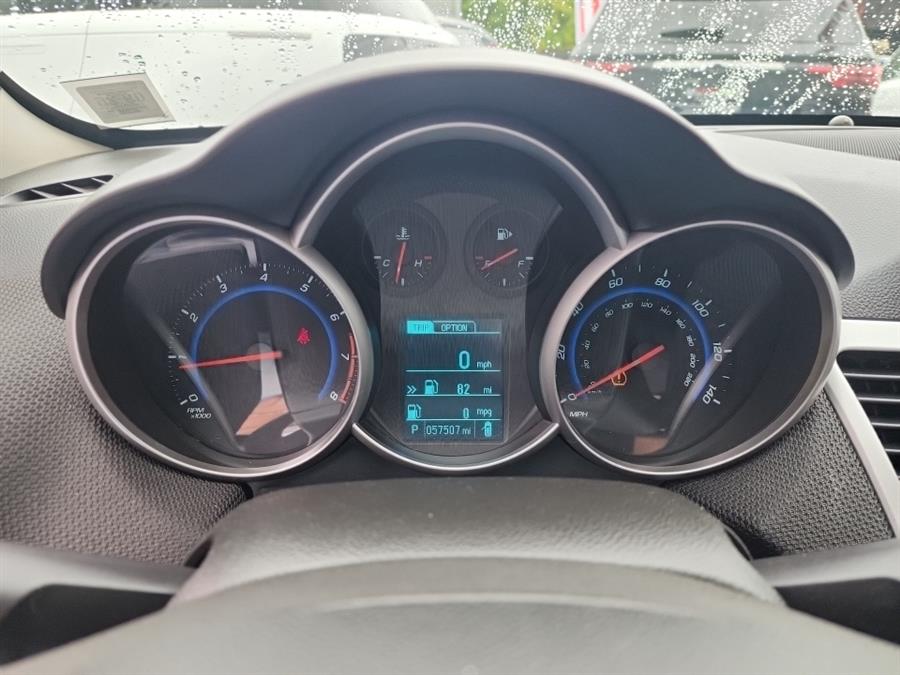 2016 Chevrolet Cruze Limited 4dr Sdn Auto LT w/1LT, available for sale in Islip, New York | L.I. Auto Gallery. Islip, New York 2016 Chevrolet Cruze Limited 4dr Sdn Auto LT w/1LT, available for sale in Islip, New York | L.I. Auto Gallery. Islip, New York