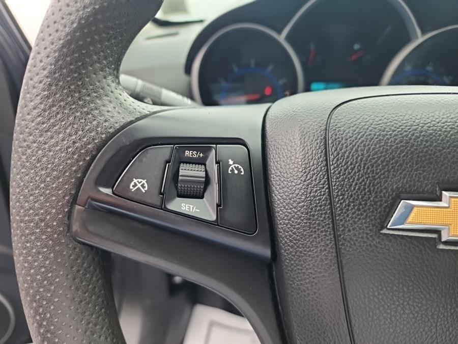 2016 Chevrolet Cruze Limited 4dr Sdn Auto LT w/1LT, available for sale in Islip, New York | L.I. Auto Gallery. Islip, New York 2016 Chevrolet Cruze Limited 4dr Sdn Auto LT w/1LT, available for sale in Islip, New York | L.I. Auto Gallery. Islip, New York