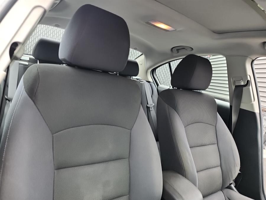 2016 Chevrolet Cruze Limited 4dr Sdn Auto LT w/1LT, available for sale in Islip, New York | L.I. Auto Gallery. Islip, New York 2016 Chevrolet Cruze Limited 4dr Sdn Auto LT w/1LT, available for sale in Islip, New York | L.I. Auto Gallery. Islip, New York