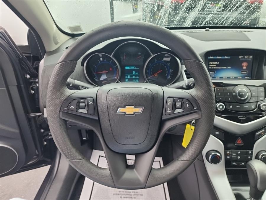 2016 Chevrolet Cruze Limited 4dr Sdn Auto LT w/1LT, available for sale in Islip, New York | L.I. Auto Gallery. Islip, New York 2016 Chevrolet Cruze Limited 4dr Sdn Auto LT w/1LT, available for sale in Islip, New York | L.I. Auto Gallery. Islip, New York