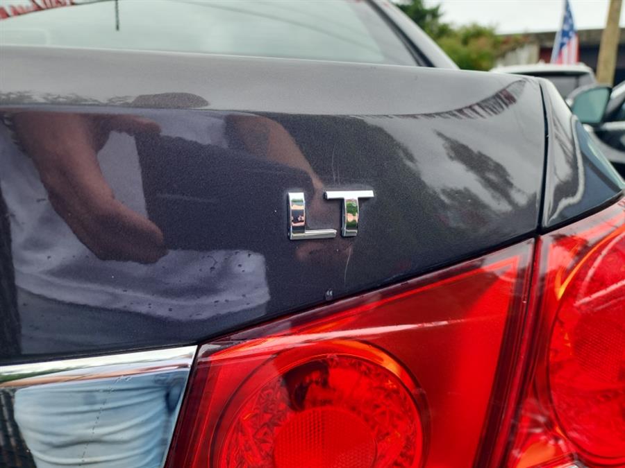 2016 Chevrolet Cruze Limited 4dr Sdn Auto LT w/1LT, available for sale in Islip, New York | L.I. Auto Gallery. Islip, New York 2016 Chevrolet Cruze Limited 4dr Sdn Auto LT w/1LT, available for sale in Islip, New York | L.I. Auto Gallery. Islip, New York