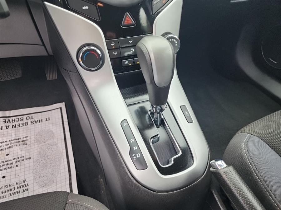 2016 Chevrolet Cruze Limited 4dr Sdn Auto LT w/1LT, available for sale in Islip, New York | L.I. Auto Gallery. Islip, New York 2016 Chevrolet Cruze Limited 4dr Sdn Auto LT w/1LT, available for sale in Islip, New York | L.I. Auto Gallery. Islip, New York