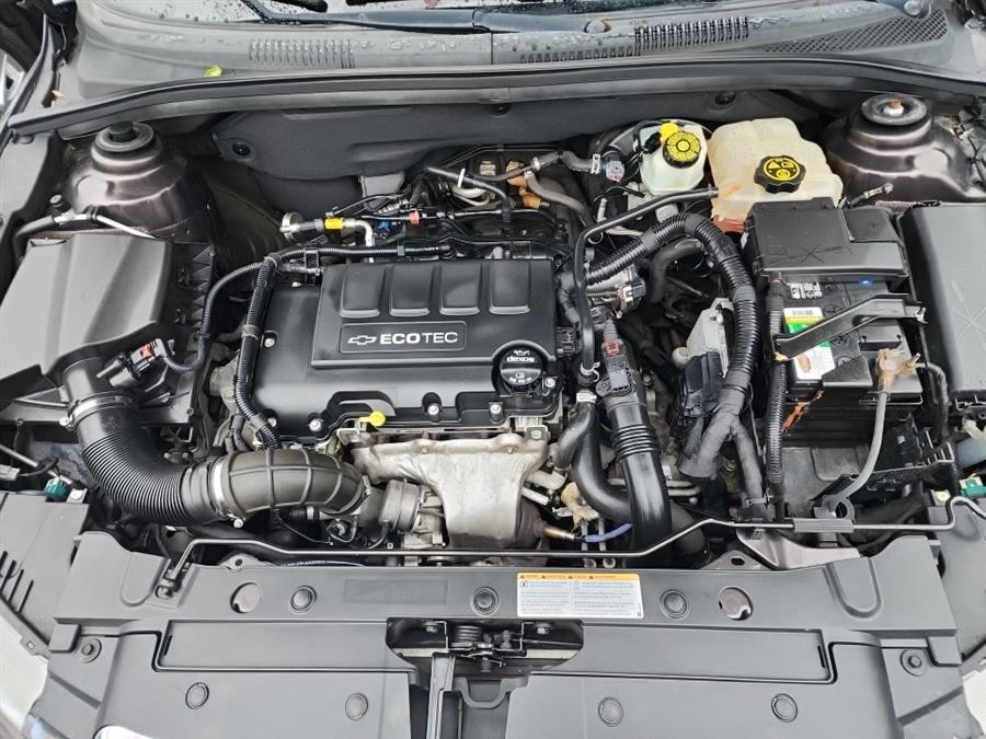 2016 Chevrolet Cruze Limited 4dr Sdn Auto LT w/1LT, available for sale in Islip, New York | L.I. Auto Gallery. Islip, New York 2016 Chevrolet Cruze Limited 4dr Sdn Auto LT w/1LT, available for sale in Islip, New York | L.I. Auto Gallery. Islip, New York