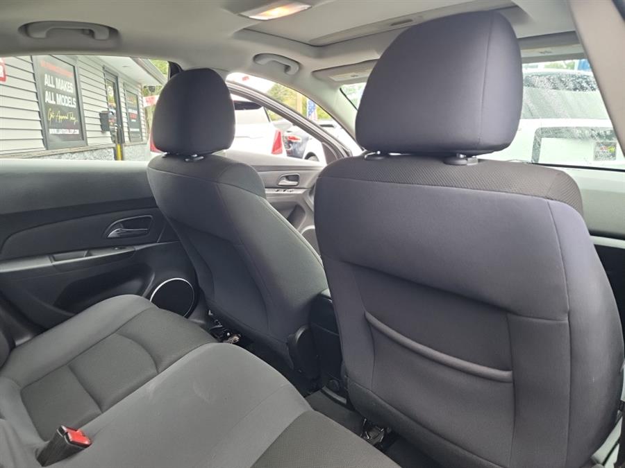 2016 Chevrolet Cruze Limited 4dr Sdn Auto LT w/1LT, available for sale in Islip, New York | L.I. Auto Gallery. Islip, New York 2016 Chevrolet Cruze Limited 4dr Sdn Auto LT w/1LT, available for sale in Islip, New York | L.I. Auto Gallery. Islip, New York