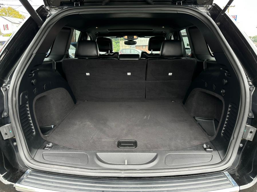 2020 Jeep Grand Cherokee Limited 4x4, available for sale in Hillside, New Jersey | Champion Auto Hillside. Hillside, New Jersey 2020 Jeep Grand Cherokee Limited 4x4, available for sale in Hillside, New Jersey | Champion Auto Hillside. Hillside, New Jersey
