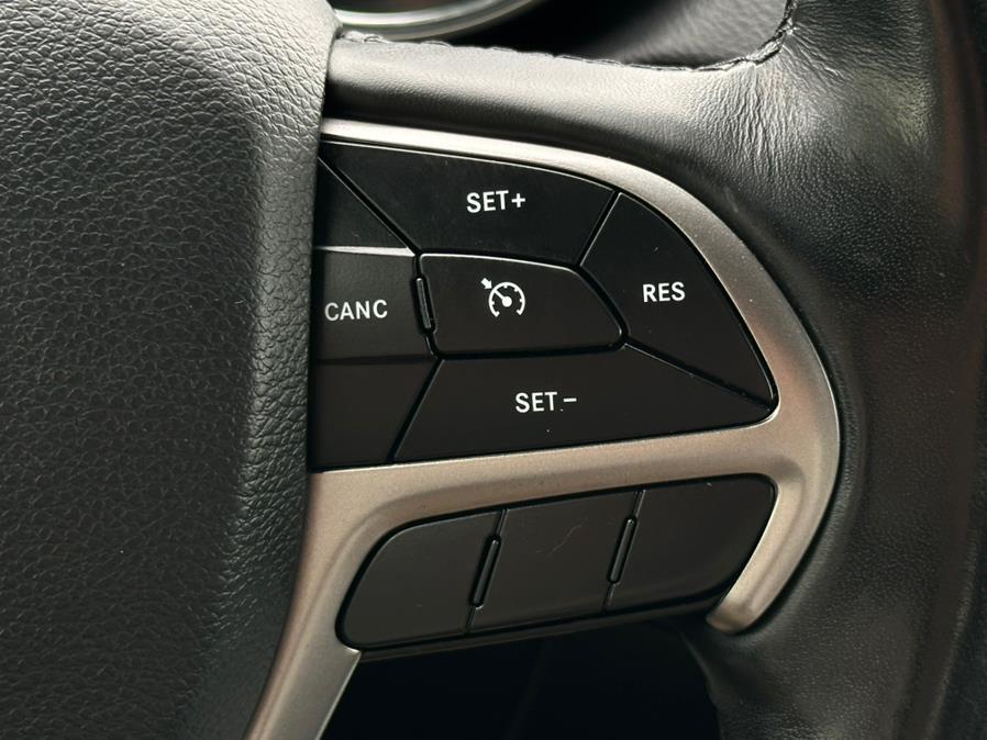 2020 Jeep Grand Cherokee Limited 4x4, available for sale in Hillside, New Jersey | Champion Auto Hillside. Hillside, New Jersey 2020 Jeep Grand Cherokee Limited 4x4, available for sale in Hillside, New Jersey | Champion Auto Hillside. Hillside, New Jersey