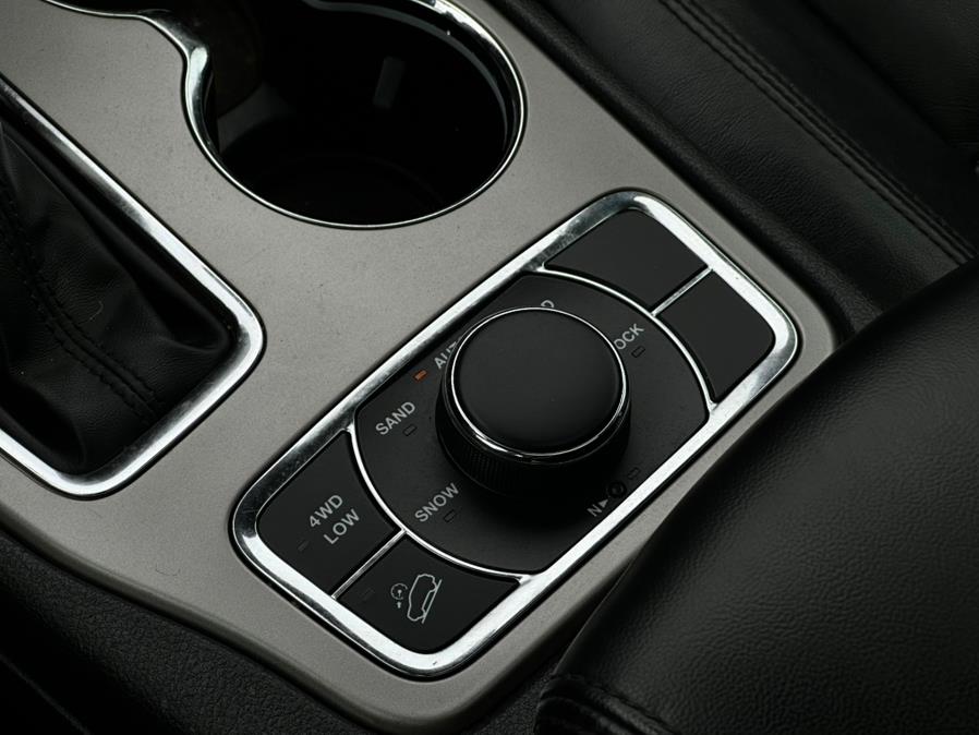 2020 Jeep Grand Cherokee Limited 4x4, available for sale in Hillside, New Jersey | Champion Auto Hillside. Hillside, New Jersey 2020 Jeep Grand Cherokee Limited 4x4, available for sale in Hillside, New Jersey | Champion Auto Hillside. Hillside, New Jersey