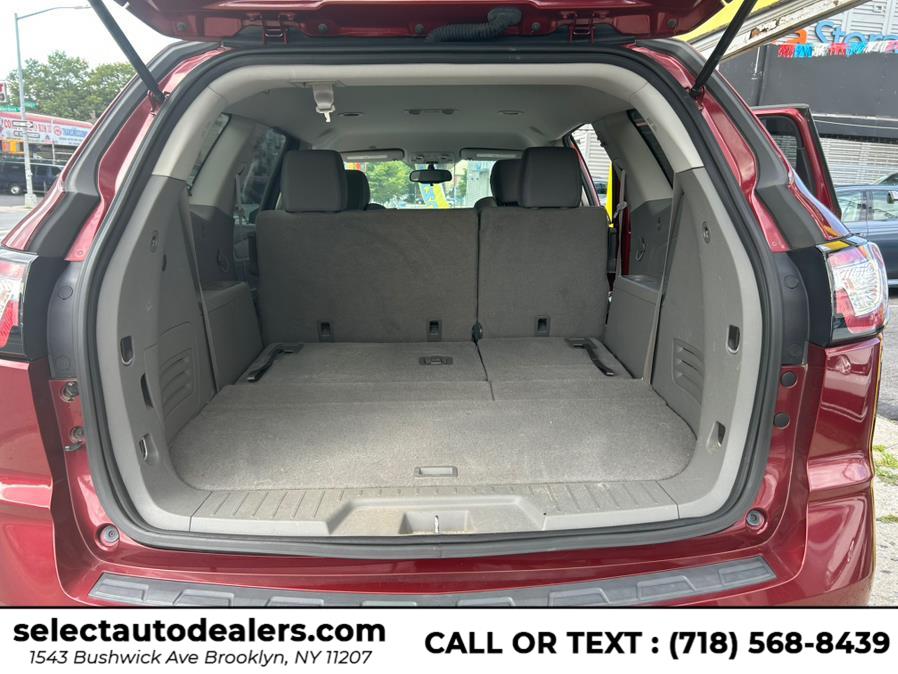 2015 Chevrolet Traverse FWD 4dr LT w/1LT, available for sale in Brooklyn, New York | Select Auto Dealers Corp. Brooklyn, New York 2015 Chevrolet Traverse FWD 4dr LT w/1LT, available for sale in Brooklyn, New York | Select Auto Dealers Corp. Brooklyn, New York