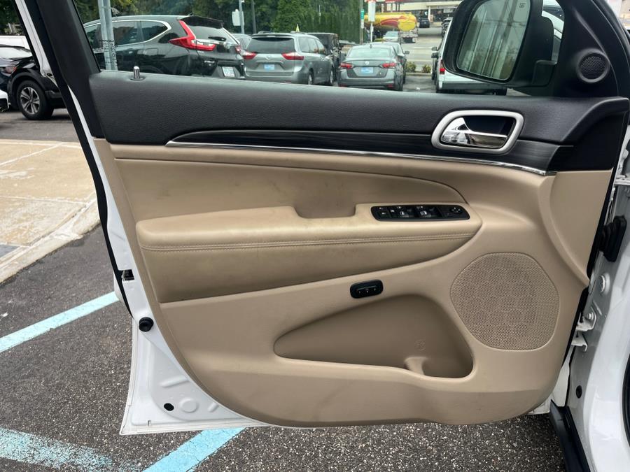 2020 Jeep Grand Cherokee Limited 4x4 CLEAN CARFAX!! ONE OWNER!!, available for sale in Elmont, New York | Sunrise of Elmont. Elmont, New York 2020 Jeep Grand Cherokee Limited 4x4 CLEAN CARFAX!! ONE OWNER!!, available for sale in Elmont, New York | Sunrise of Elmont. Elmont, New York