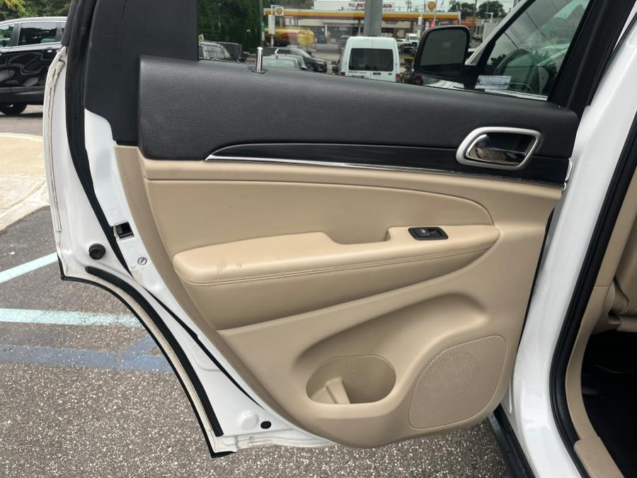 2020 Jeep Grand Cherokee Limited 4x4 CLEAN CARFAX!! ONE OWNER!!, available for sale in Elmont, New York | Sunrise of Elmont. Elmont, New York 2020 Jeep Grand Cherokee Limited 4x4 CLEAN CARFAX!! ONE OWNER!!, available for sale in Elmont, New York | Sunrise of Elmont. Elmont, New York