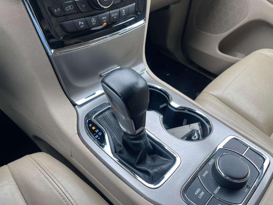 2020 Jeep Grand Cherokee Limited 4x4 CLEAN CARFAX!! ONE OWNER!!, available for sale in Elmont, New York | Sunrise of Elmont. Elmont, New York 2020 Jeep Grand Cherokee Limited 4x4 CLEAN CARFAX!! ONE OWNER!!, available for sale in Elmont, New York | Sunrise of Elmont. Elmont, New York