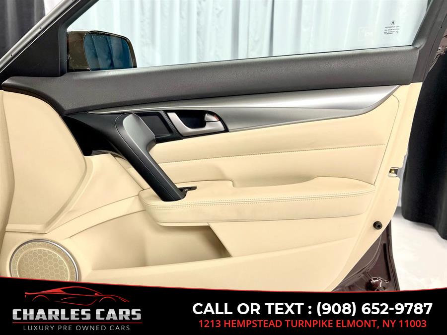 2010 Acura Tl w/Tech, available for sale in Elmont, New York | Charles Cars. Elmont, New York 2010 Acura Tl w/Tech, available for sale in Elmont, New York | Charles Cars. Elmont, New York