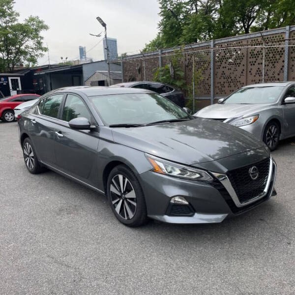 2022 Nissan Altima 2.5 SV AWD Sedan, available for sale in Long Island City, New York | Luxury Of Queens. Long Island City, New York 2022 Nissan Altima 2.5 SV AWD Sedan, available for sale in Long Island City, New York | Luxury Of Queens. Long Island City, New York