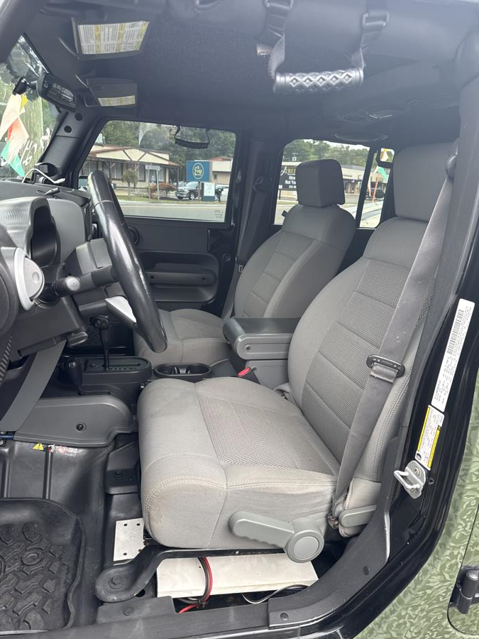 2008 Jeep Wrangler 4WD 4dr Unlimited Sahara, available for sale in Branford, Connecticut | Al Mac Motors 2. Branford, Connecticut 2008 Jeep Wrangler 4WD 4dr Unlimited Sahara, available for sale in Branford, Connecticut | Al Mac Motors 2. Branford, Connecticut