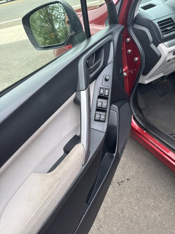 2015 Subaru Forester 4dr CVT 2.5i PZEV, available for sale in Branford, Connecticut | Al Mac Motors 2. Branford, Connecticut 2015 Subaru Forester 4dr CVT 2.5i PZEV, available for sale in Branford, Connecticut | Al Mac Motors 2. Branford, Connecticut