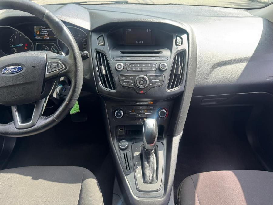 2016 Ford Focus 5dr HB SE, available for sale in Bloomingdale, New Jersey | Bloomingdale Auto Group. Bloomingdale, New Jersey 2016 Ford Focus 5dr HB SE, available for sale in Bloomingdale, New Jersey | Bloomingdale Auto Group. Bloomingdale, New Jersey