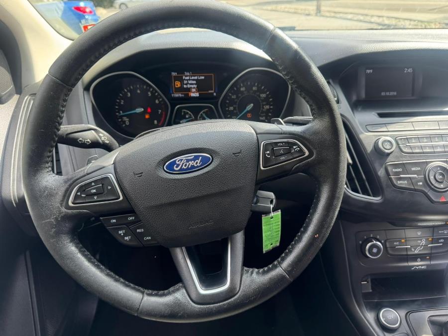 2016 Ford Focus 5dr HB SE, available for sale in Bloomingdale, New Jersey | Bloomingdale Auto Group. Bloomingdale, New Jersey 2016 Ford Focus 5dr HB SE, available for sale in Bloomingdale, New Jersey | Bloomingdale Auto Group. Bloomingdale, New Jersey