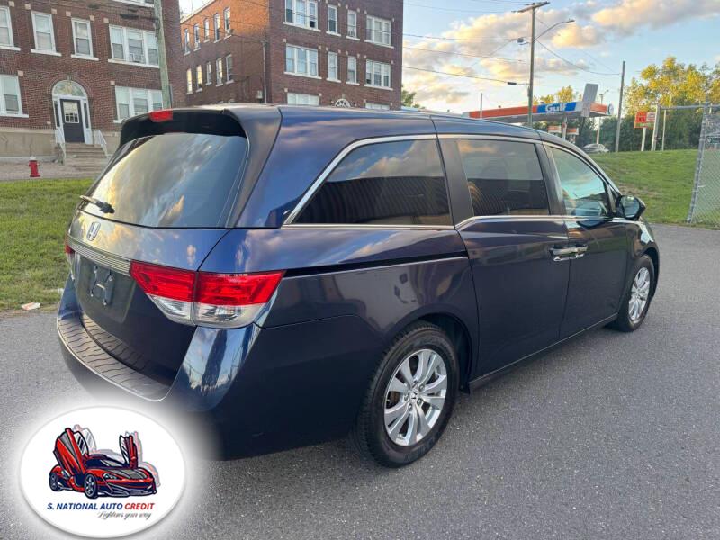 2016 Honda Odyssey 5dr EX, available for sale in Meriden, Connecticut | Sandra Auto Broker LLC. Meriden, Connecticut 2016 Honda Odyssey 5dr EX, available for sale in Meriden, Connecticut | Sandra Auto Broker LLC. Meriden, Connecticut