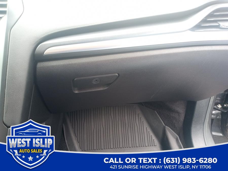 2017 Ford Fusion Titanium AWD, available for sale in West Islip, New York | West Islip Auto Sales. West Islip, New York 2017 Ford Fusion Titanium AWD, available for sale in West Islip, New York | West Islip Auto Sales. West Islip, New York