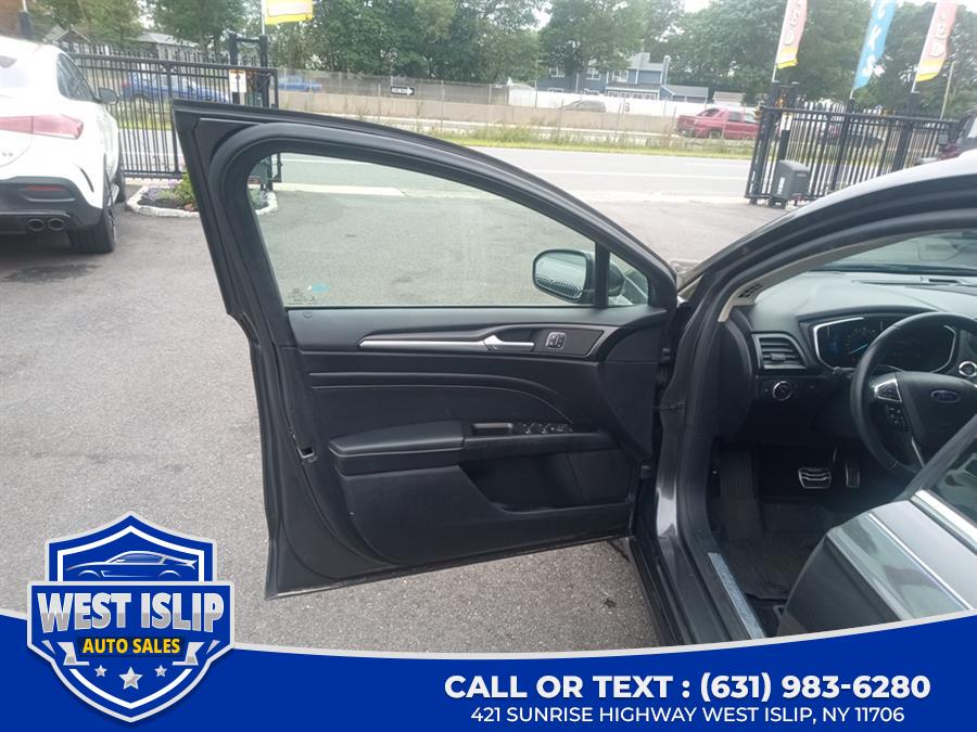 2017 Ford Fusion Titanium AWD, available for sale in West Islip, New York | West Islip Auto Sales. West Islip, New York 2017 Ford Fusion Titanium AWD, available for sale in West Islip, New York | West Islip Auto Sales. West Islip, New York