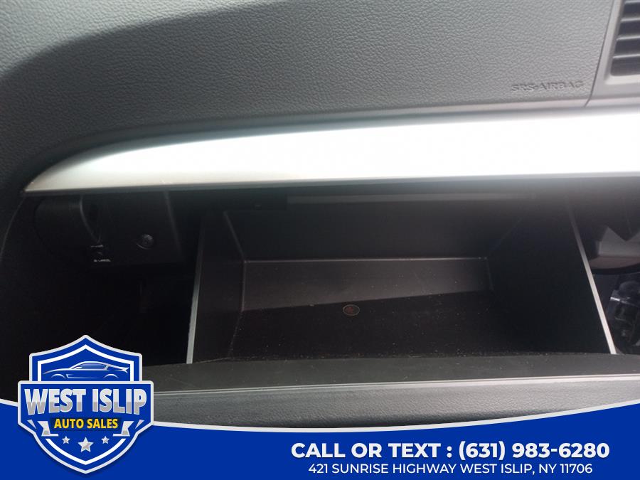 2012 Subaru Legacy 4dr Sdn H4 Auto 2.5i Premium, available for sale in West Islip, New York | West Islip Auto Sales. West Islip, New York 2012 Subaru Legacy 4dr Sdn H4 Auto 2.5i Premium, available for sale in West Islip, New York | West Islip Auto Sales. West Islip, New York