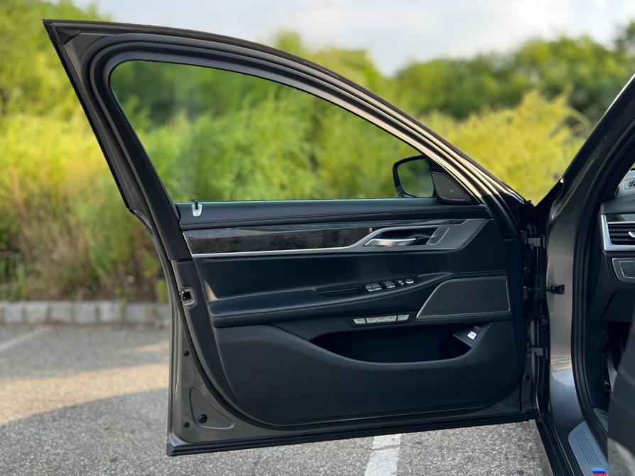 2016 BMW 7 Series 4dr Sdn 750i xDrive AWD, available for sale in Paterson, New Jersey | Speedway Motors LLC. Paterson, New Jersey 2016 BMW 7 Series 4dr Sdn 750i xDrive AWD, available for sale in Paterson, New Jersey | Speedway Motors LLC. Paterson, New Jersey