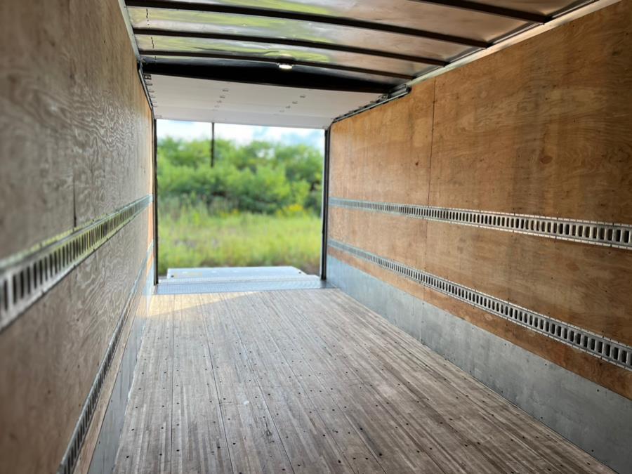 2020 HINO 268A 26FT BOX, available for sale in Paterson, New Jersey | Speedway Motors LLC. Paterson, New Jersey 2020 HINO 268A 26FT BOX, available for sale in Paterson, New Jersey | Speedway Motors LLC. Paterson, New Jersey
