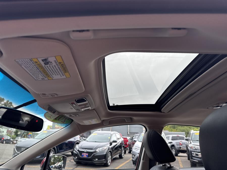 2016 Subaru Legacy 4dr Sdn 2.5i Limited PZEV, available for sale in Waterbury, Connecticut | National Auto Brokers, Inc.. Waterbury, Connecticut 2016 Subaru Legacy 4dr Sdn 2.5i Limited PZEV, available for sale in Waterbury, Connecticut | National Auto Brokers, Inc.. Waterbury, Connecticut