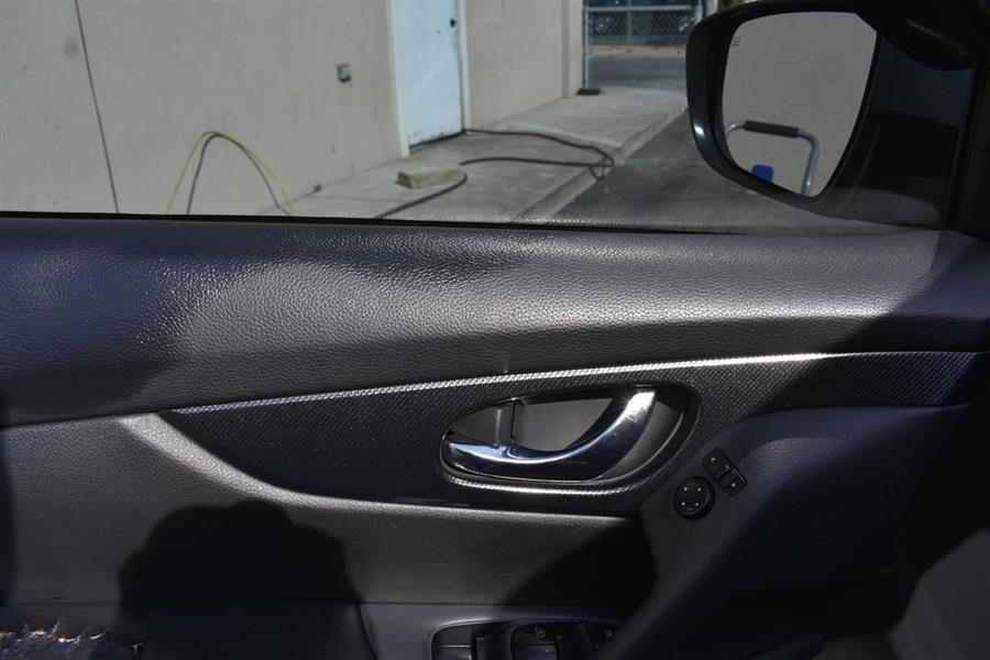 2014 Nissan Rogue SL, available for sale in Hempstead, New York | Certified Automotive Group. Hempstead, New York 2014 Nissan Rogue SL, available for sale in Hempstead, New York | Certified Automotive Group. Hempstead, New York