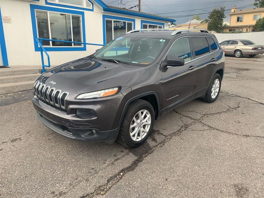 Used 2016 Jeep Cherokee in Wolcott, New York | Auto Hunter CNY. Wolcott, New York